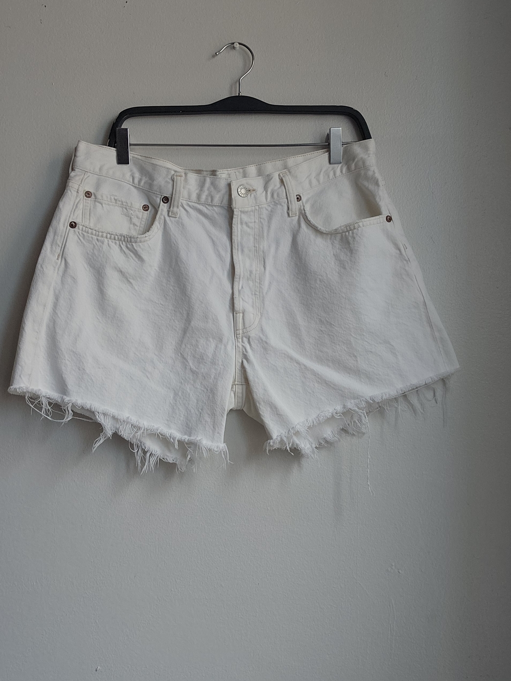 Agolde White High-Rise Frayed Hem Denim Shorts